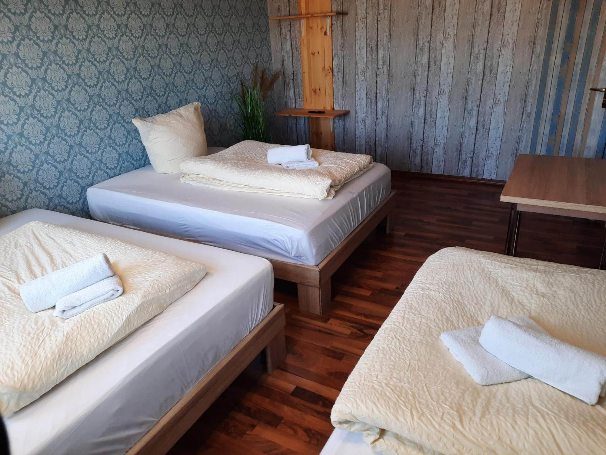 Sleep Well Rooms シュトゥットガルト エクステリア 写真